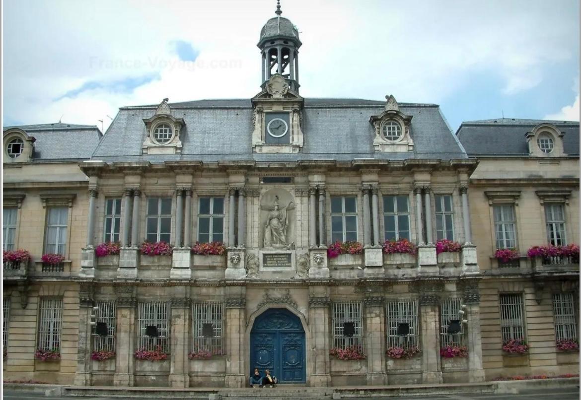 Le Treize Au Coeur Du Bouchon Appartement *