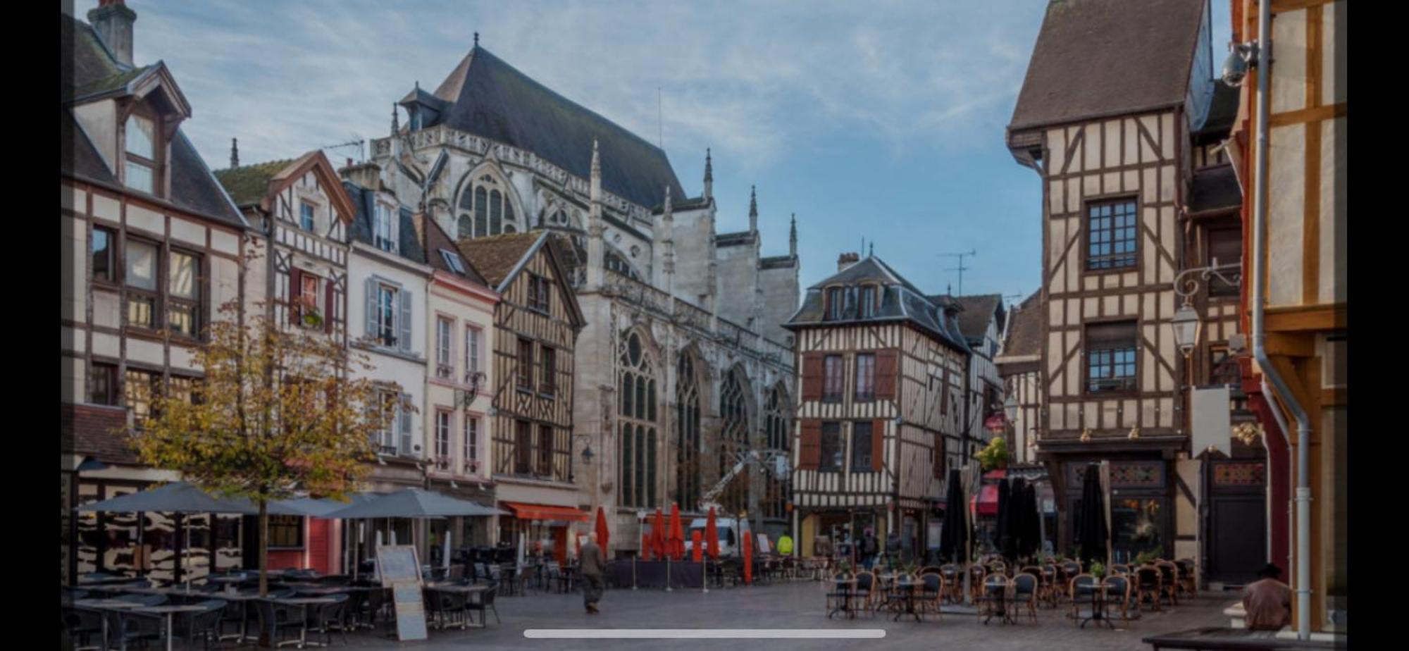 Appartement Le Treize Au Coeur Du Bouchon Troyes